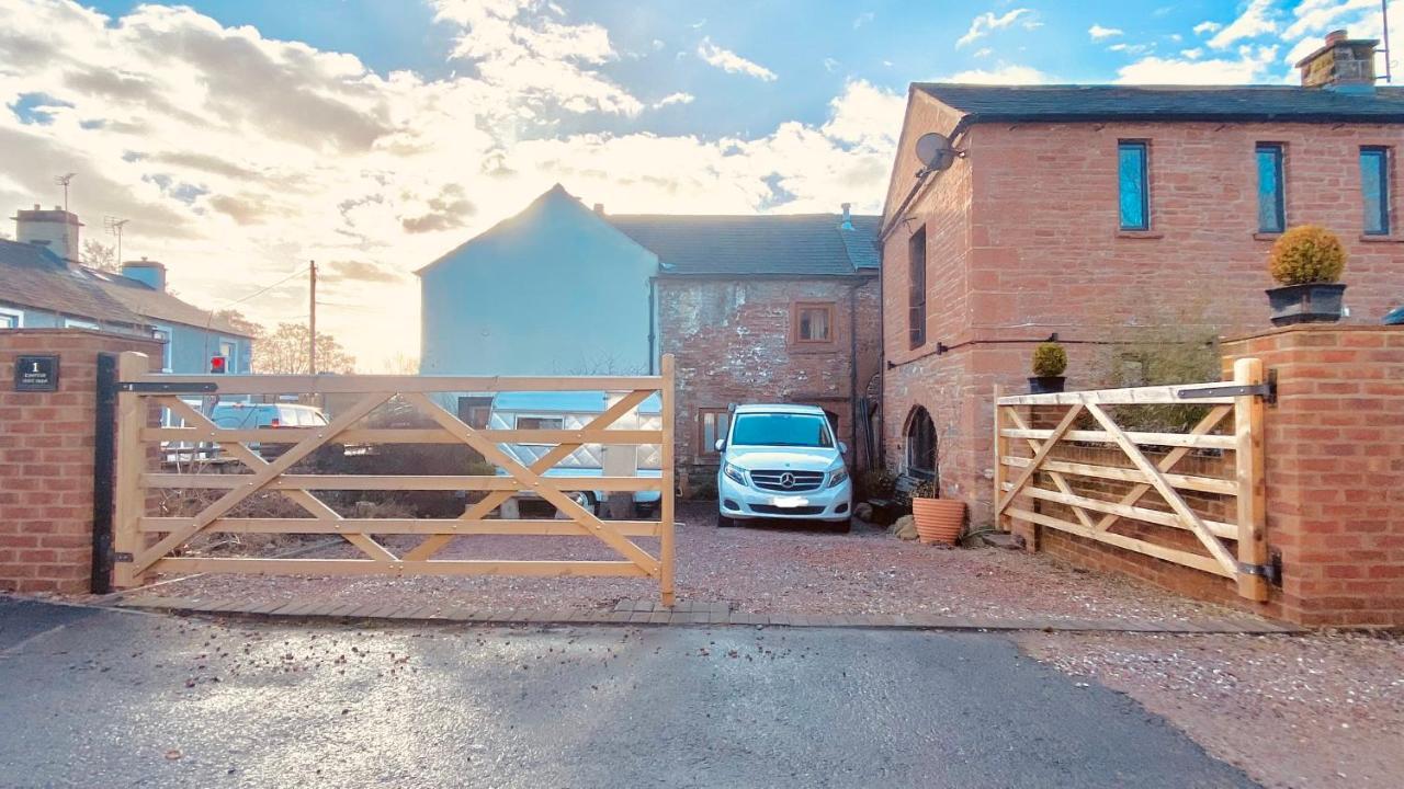 Swallow Barn Penrith Esterno foto
